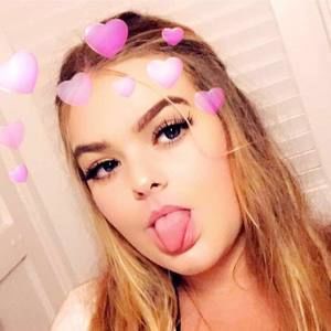 Meet your Posher, Alexis